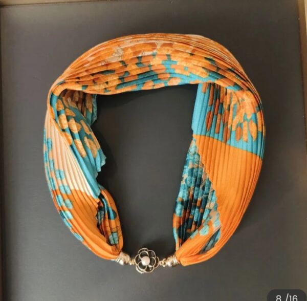 multicolor fabric necklace scarf with magnetic botton