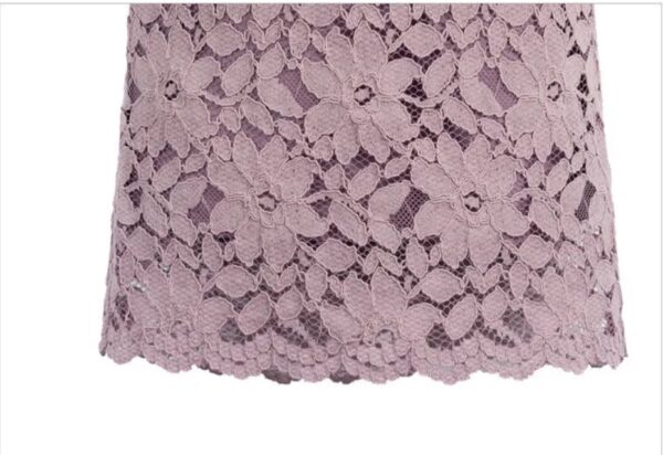 Lace short skirt