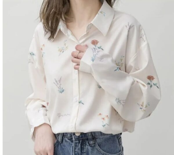 Floral print spandex shirt